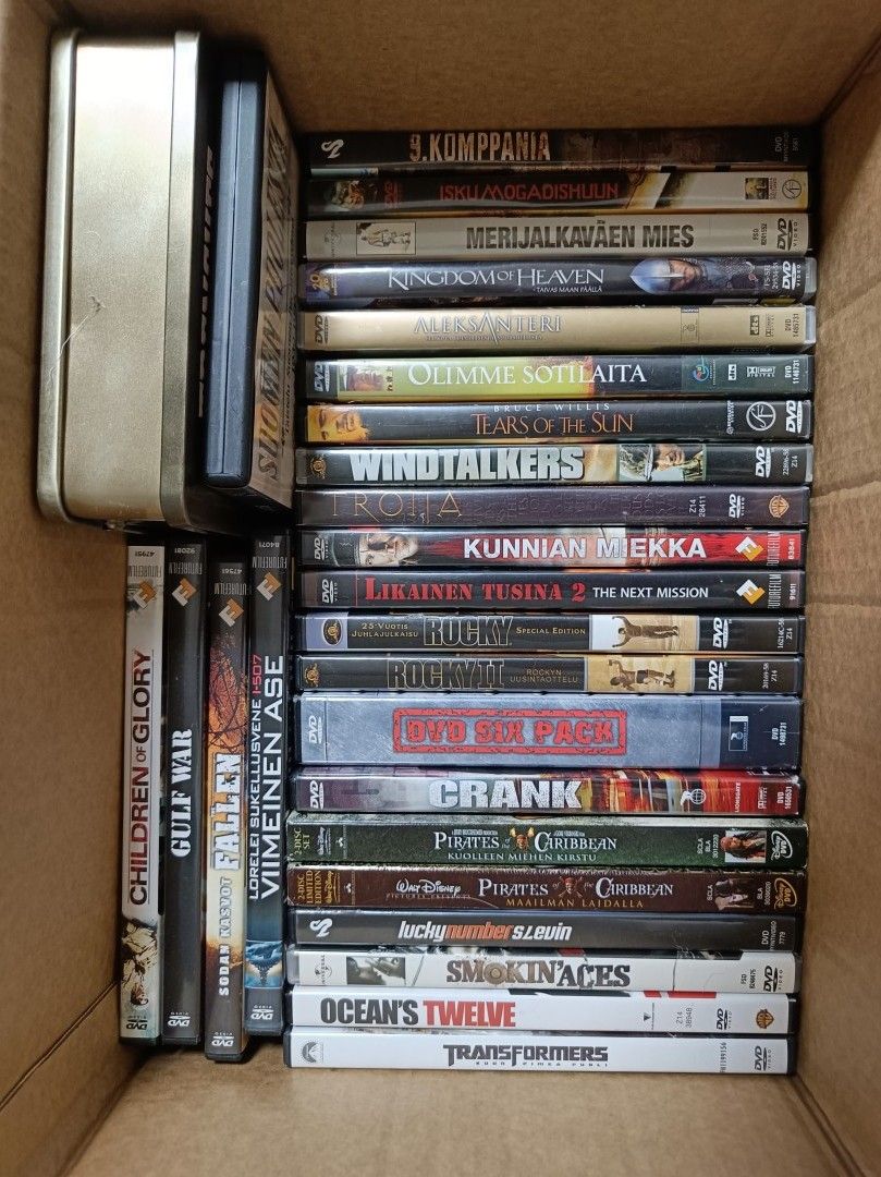 DVD elokuvia (31x) ja sarja