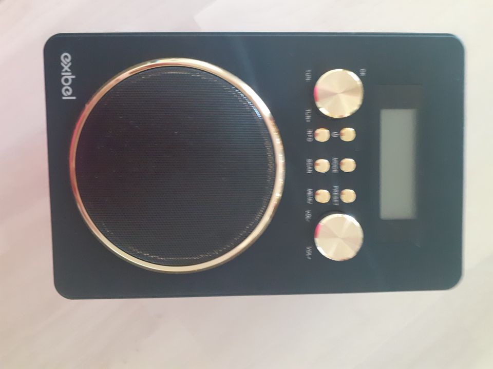 Pikkuinen radio
