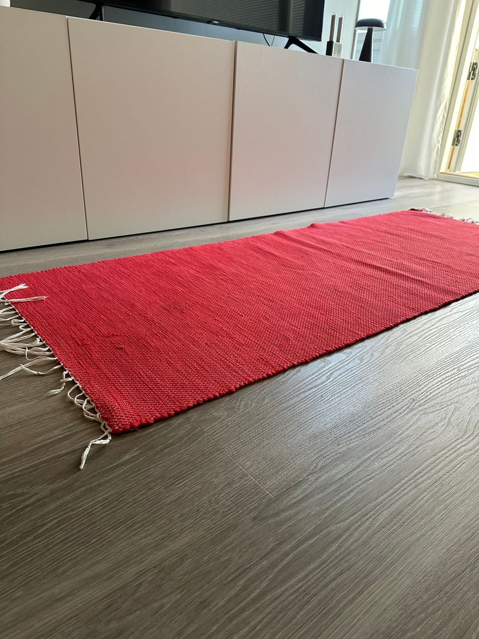 Punainen puuvilla matto