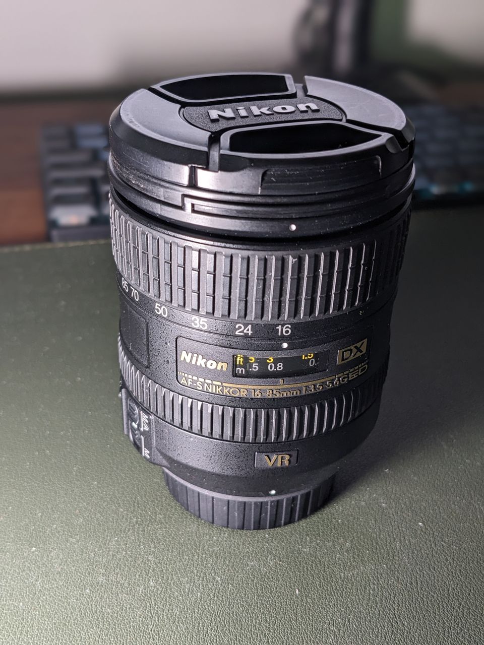 Nikon Nikkor 16-85 mm