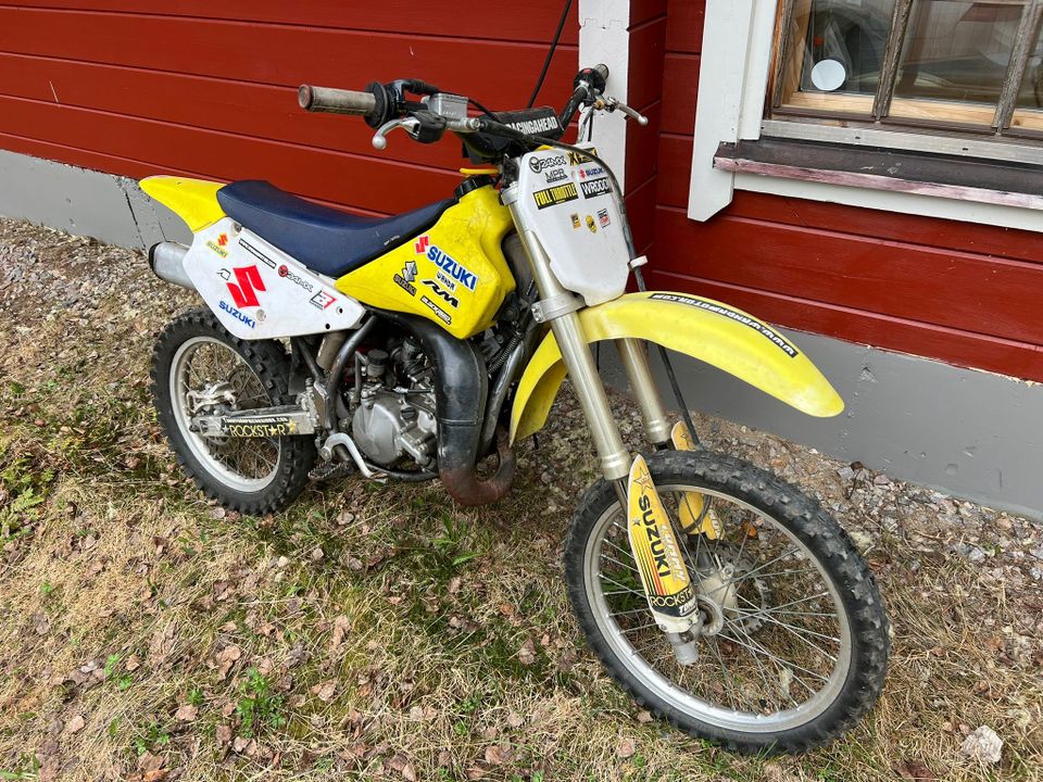 Suzuki rm