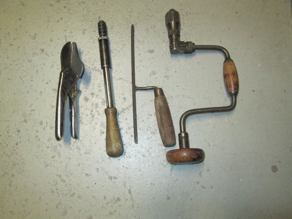 vanhat työkalut