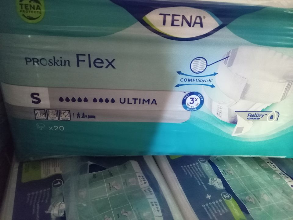 Tena Ultima S