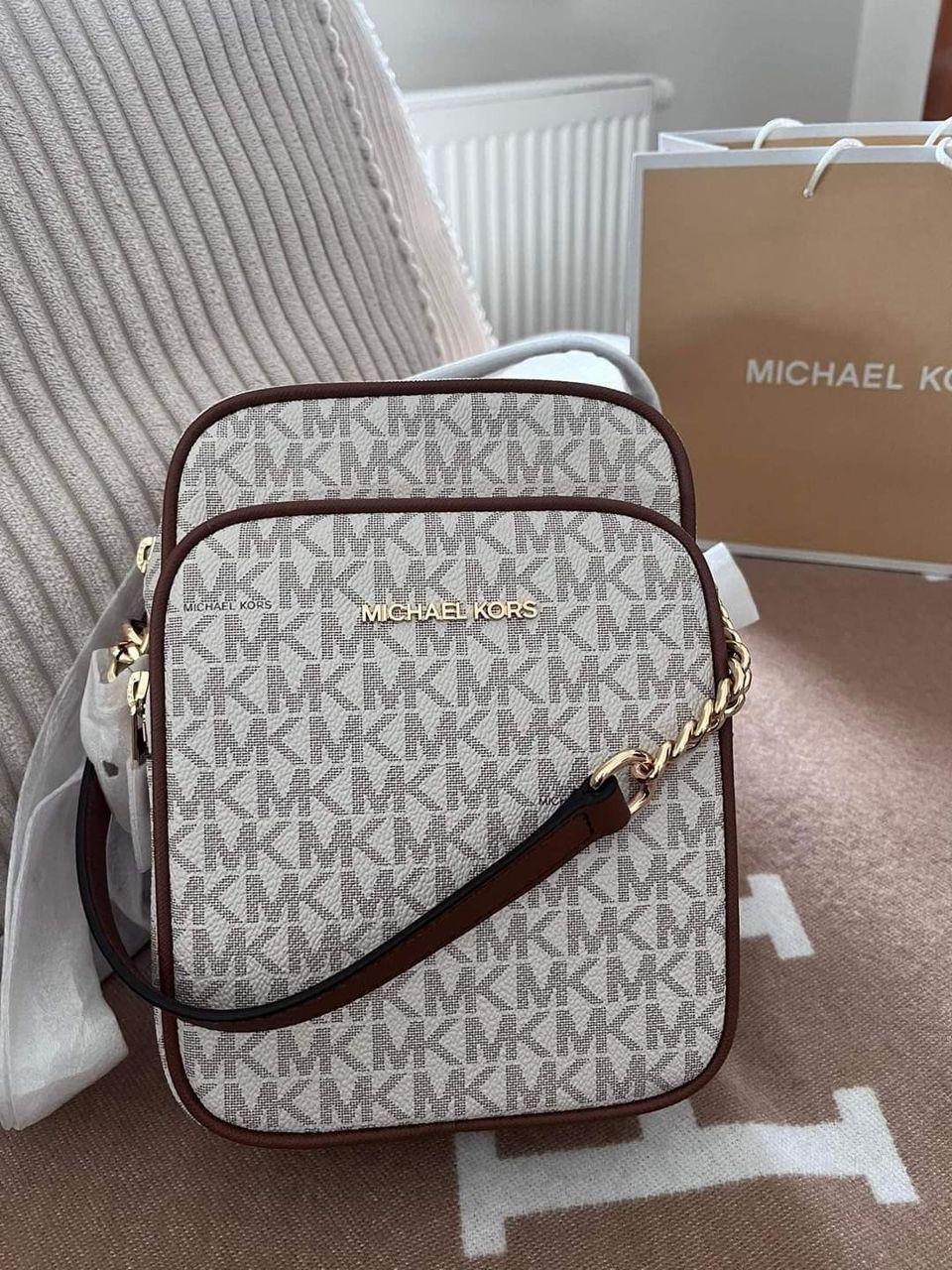 Michael Kors laukku