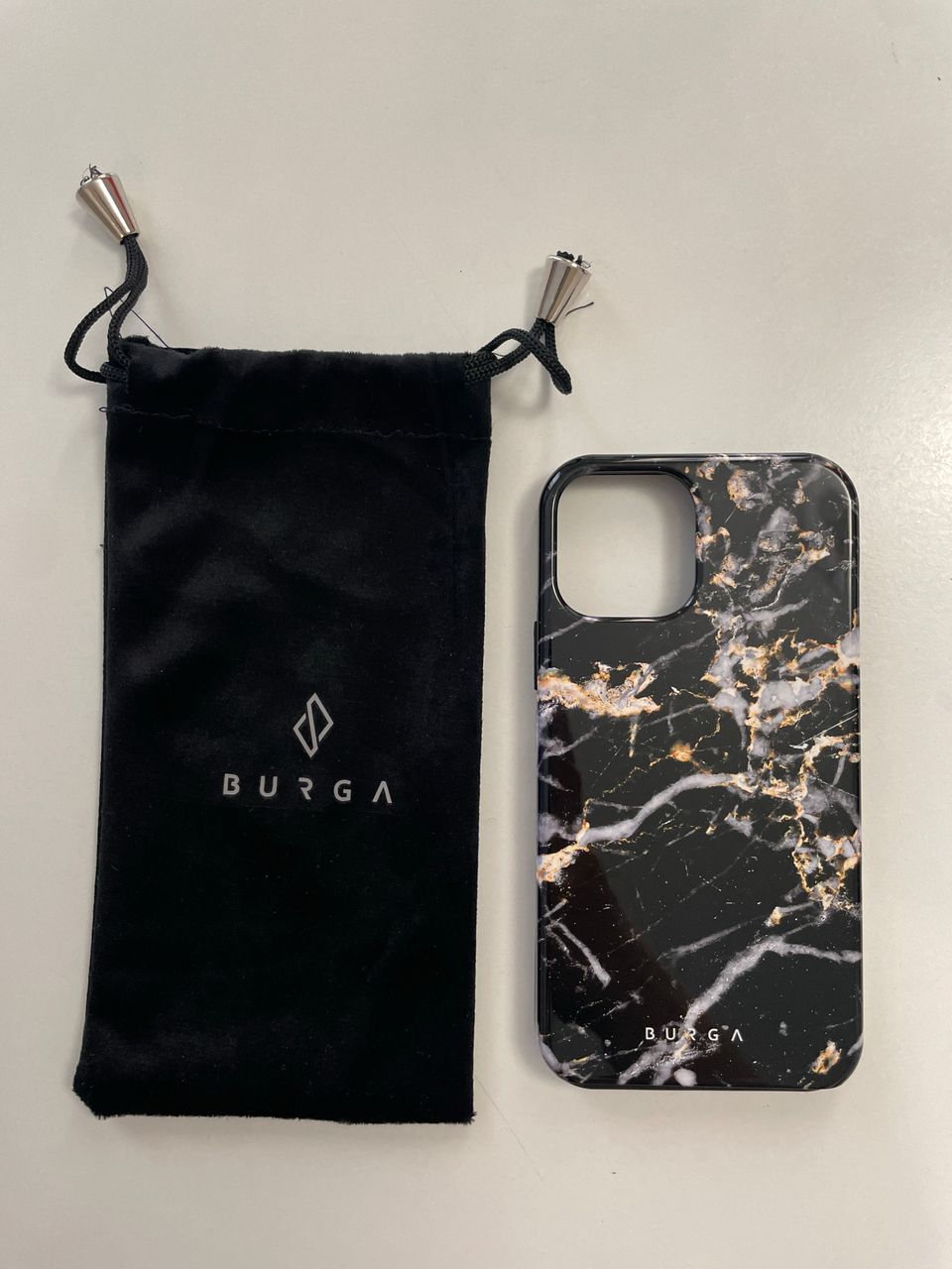 Uudet Burga Iphone 12 pro puhelimenkuoret