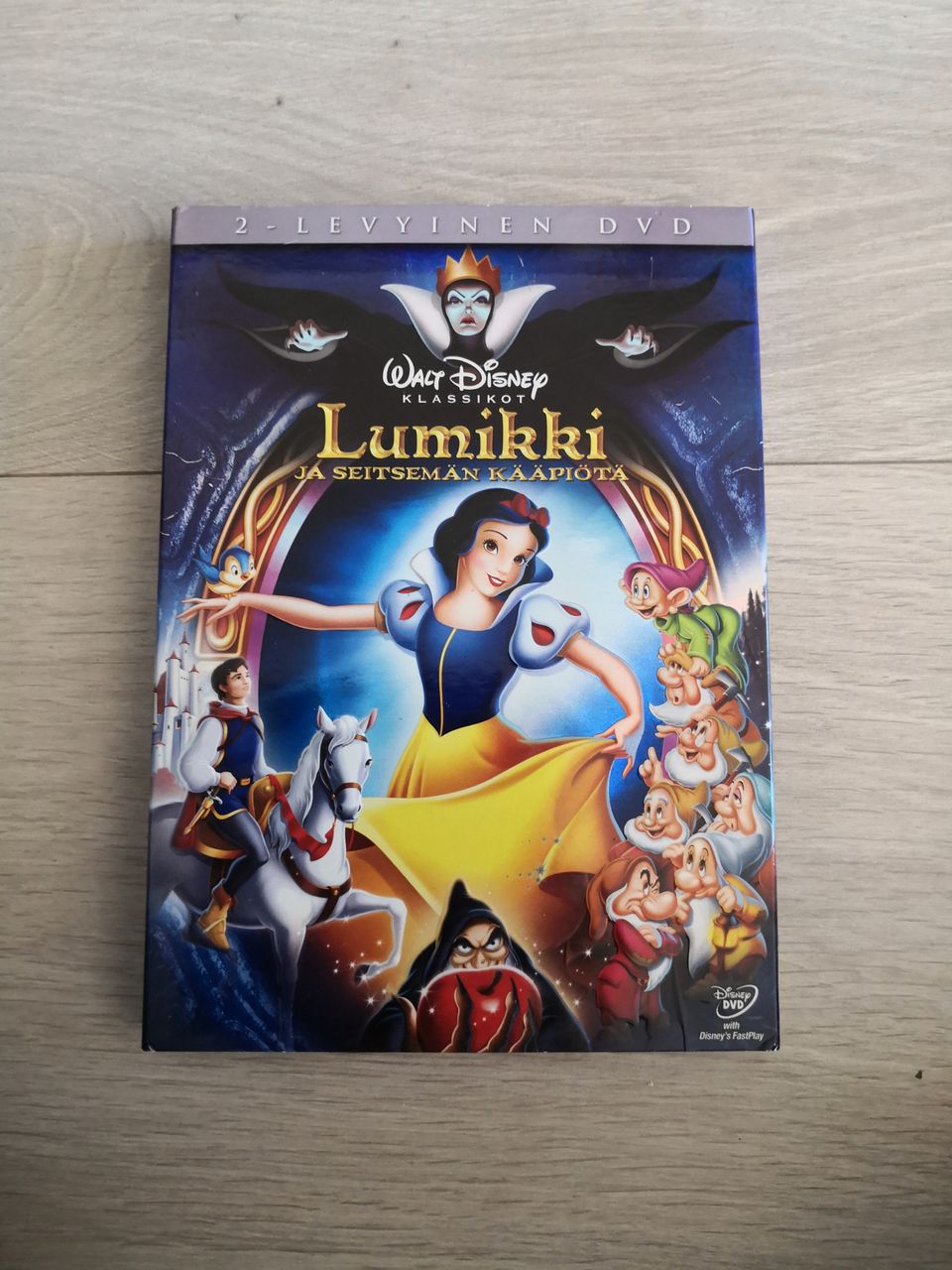 Disneyn Lumikki ja seitsemän kääpiötä 2-levyinen DVD