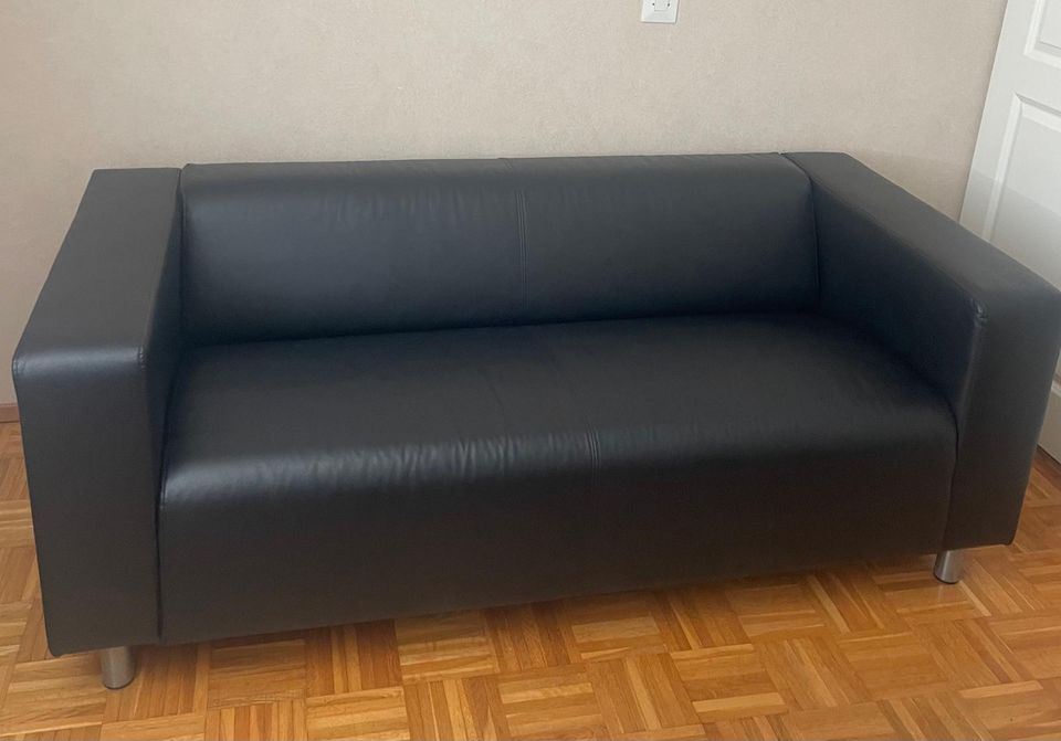 IKEA Klippan 2-istuttava musta (keinonahkainen) sohva
