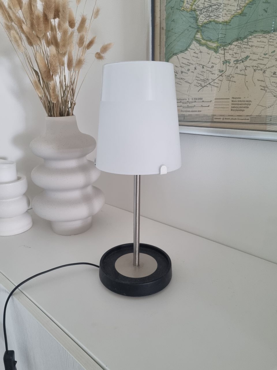 Ikean pöytälamppu