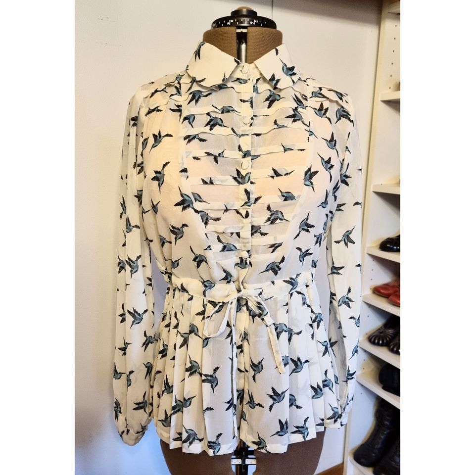 Linnut peplum paitapusero koko 40 (UK 12)