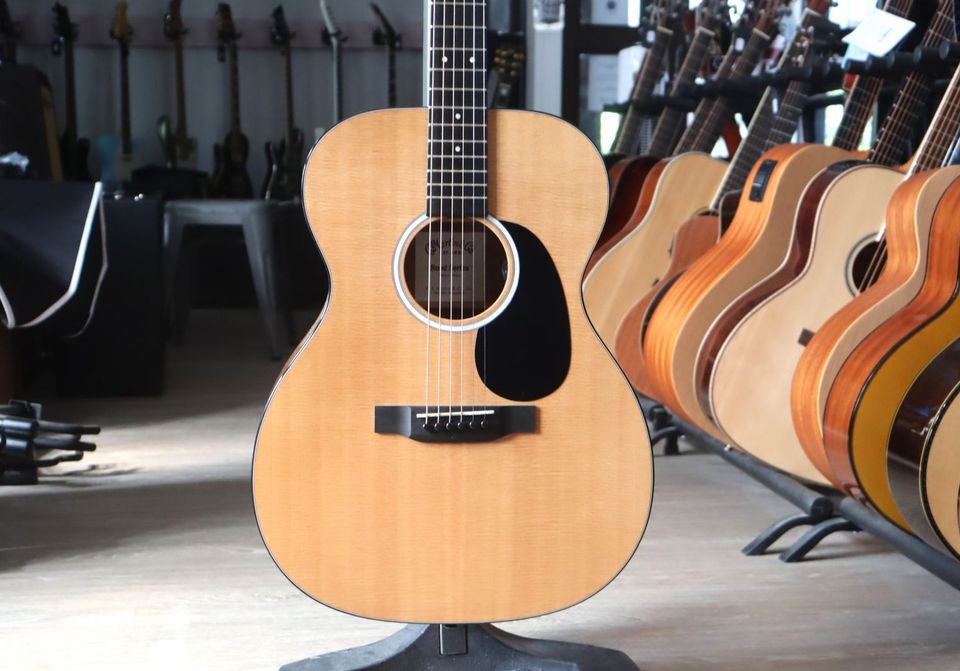 Martin Guitars 000-12E Koa elektroakustinen kitara