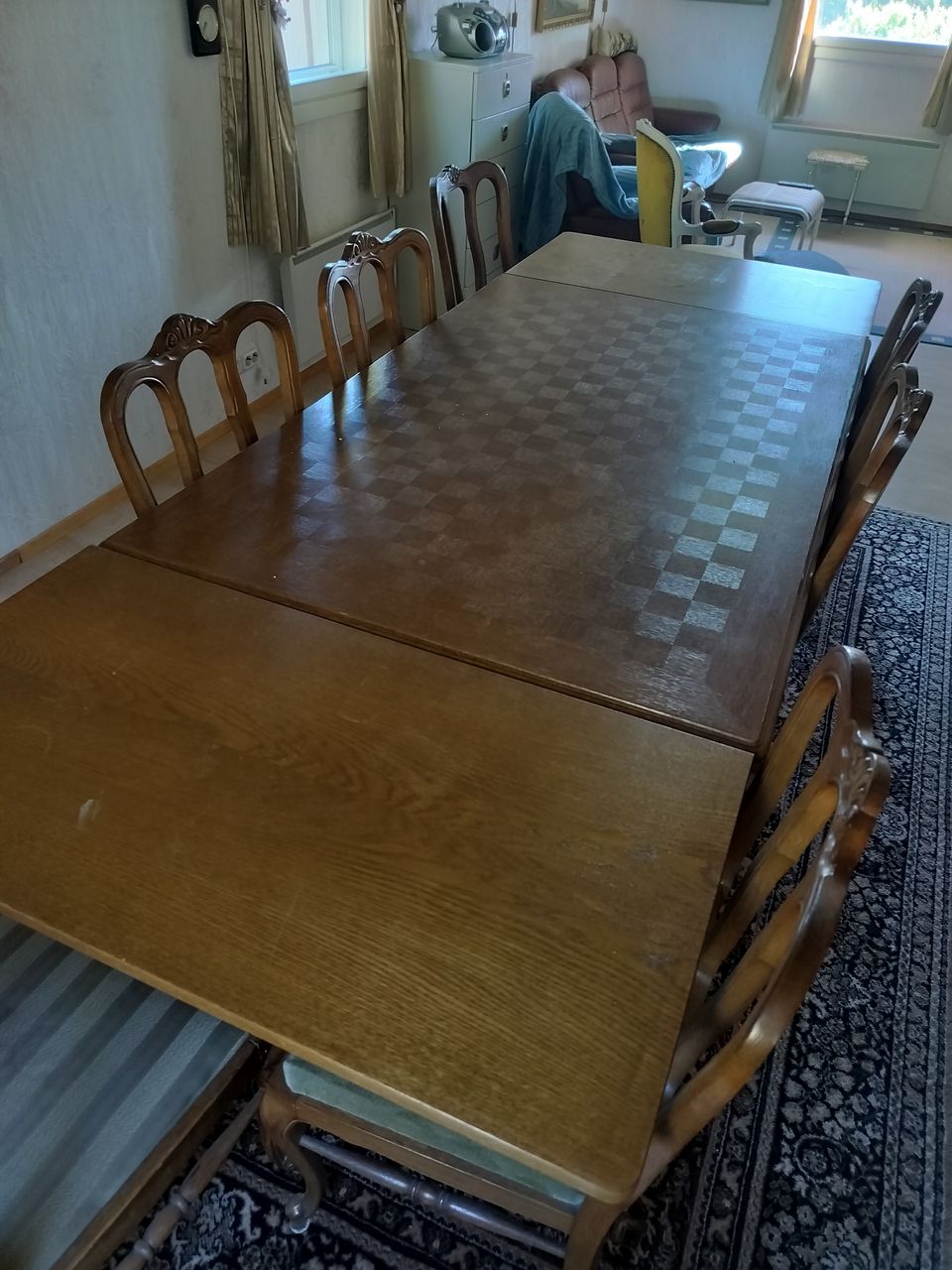 Talonpoikaisrokokoo jatkettava ruokapöytä+7 tuolia