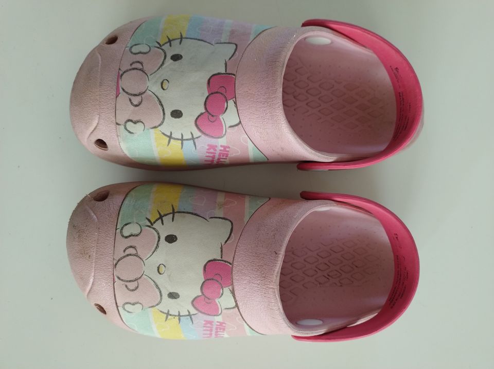 Hello Kitty sandaalit koko 32