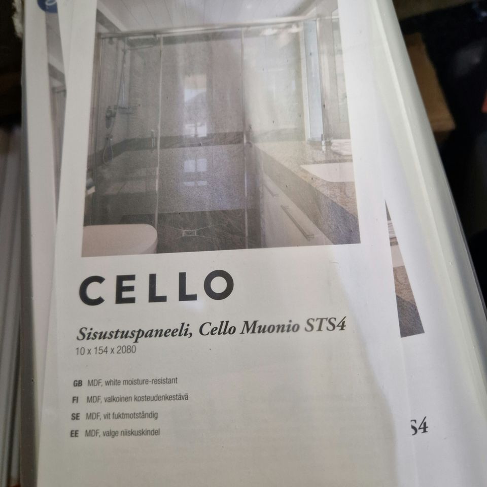 Cello Muonio kattopaneelia
