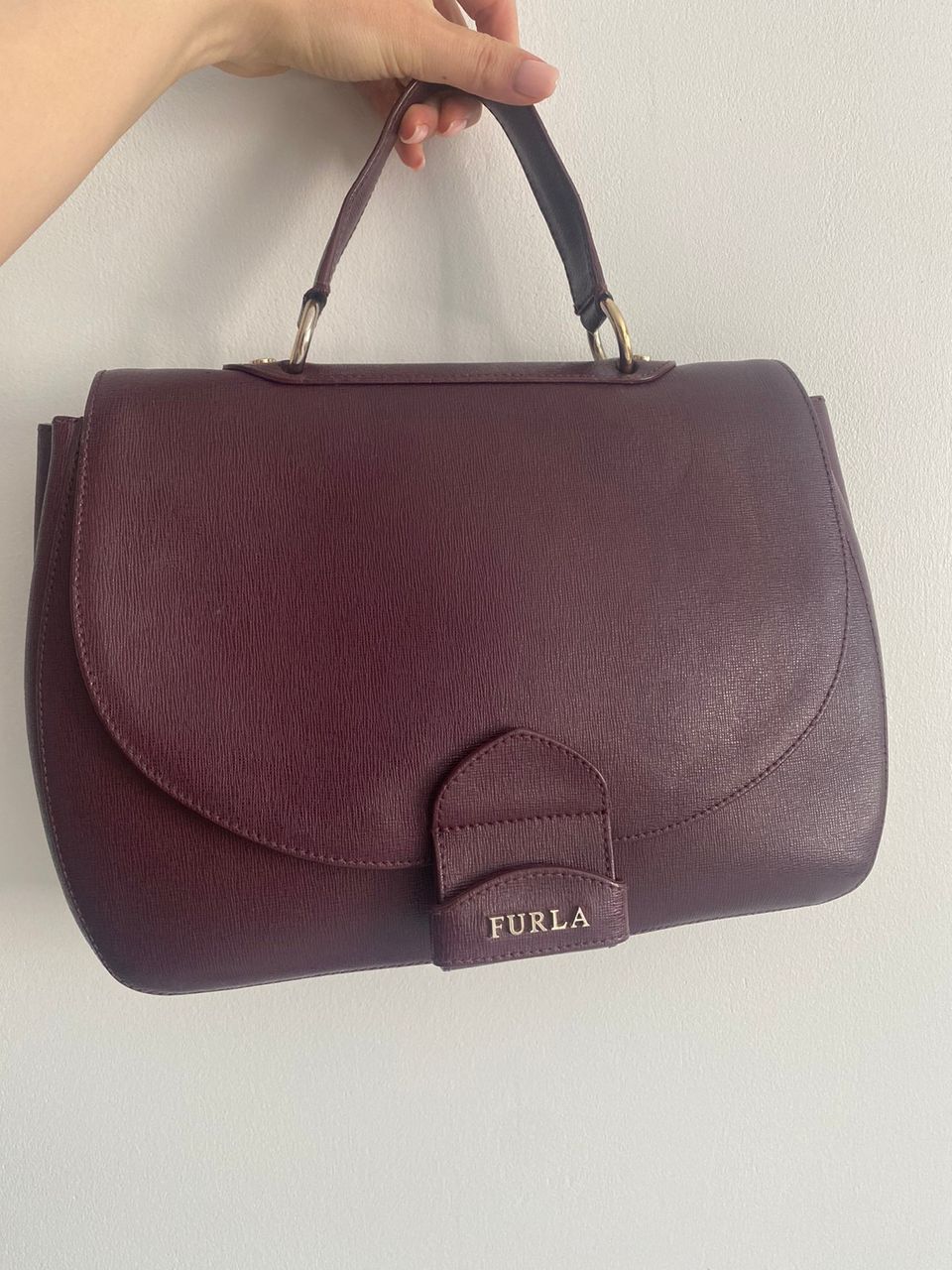 Furla nahkalaukku