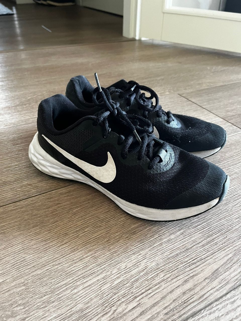 Nike, lenkkarit, koko 36.5