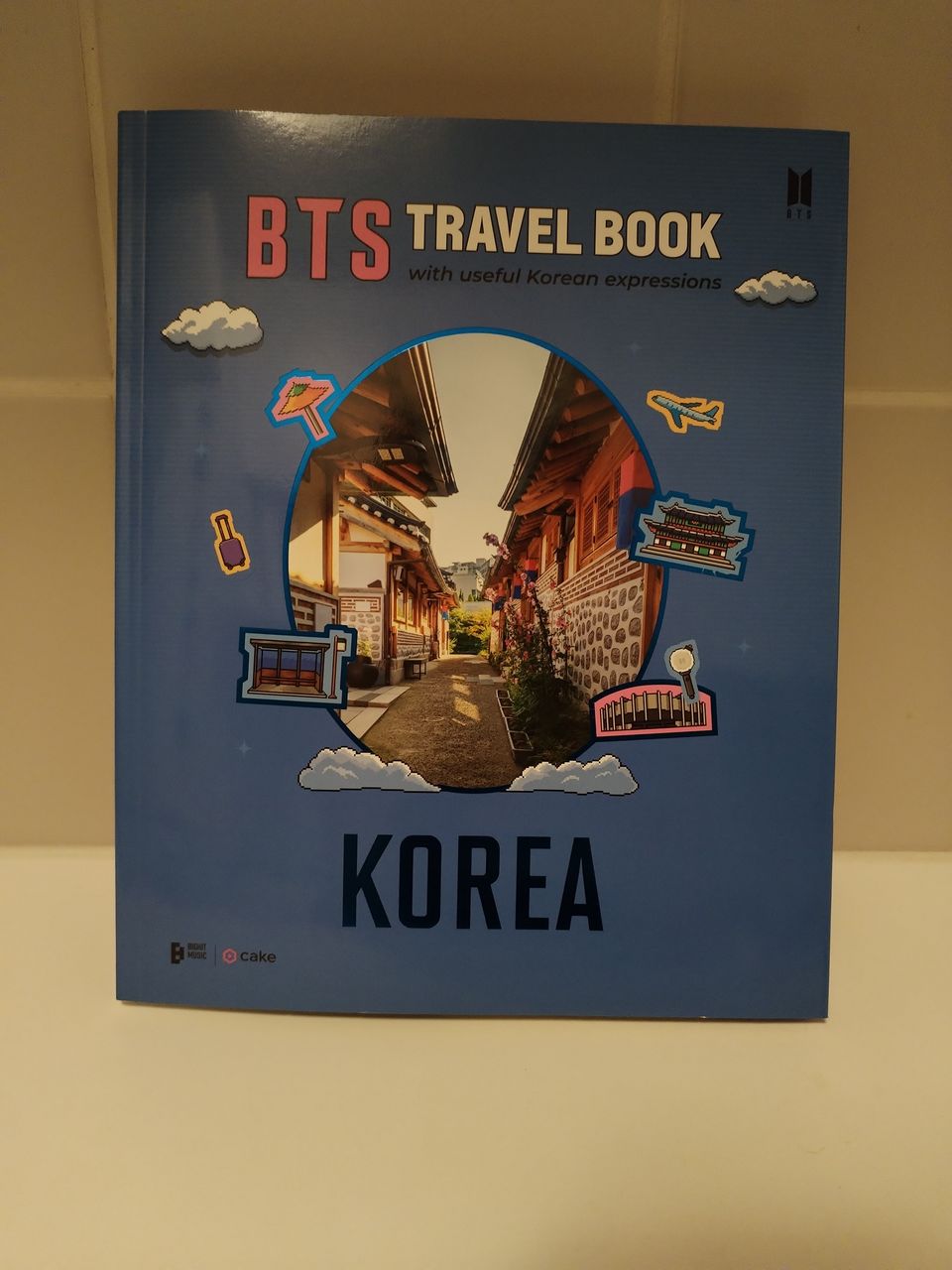 M: BTS Travel Book