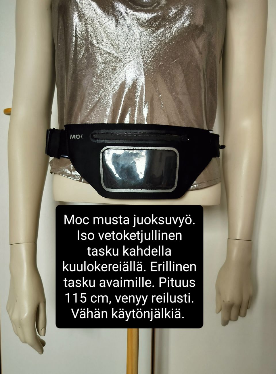 Moc musta juoksuvyö