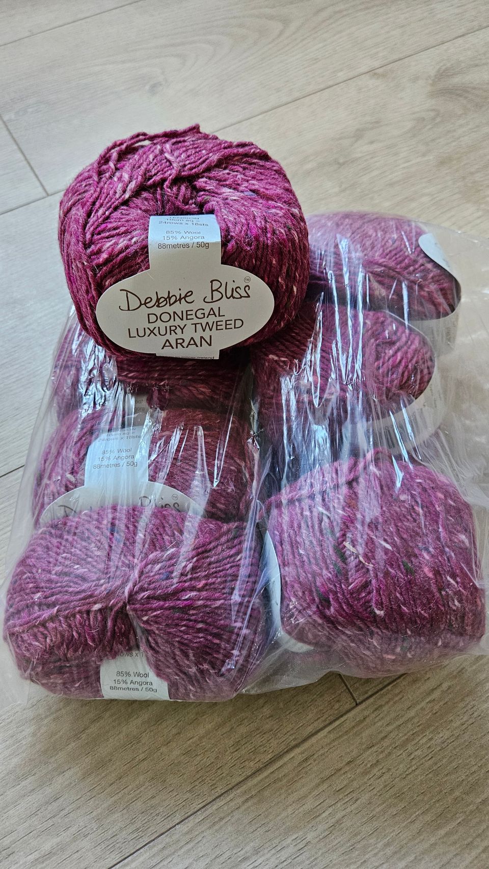 Debbie Bliss Donegal luxury aran tweed (17) 400 g