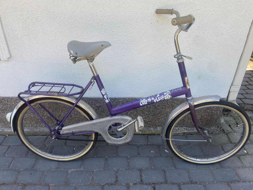 Kombi Fleur 70-luvun retropyörä
