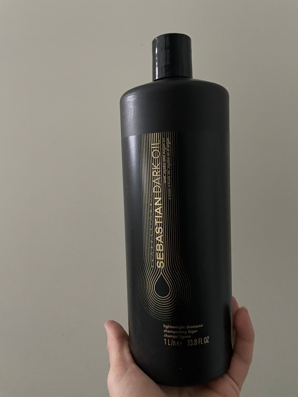 Sebastian professional dark oil lightweight shampoo