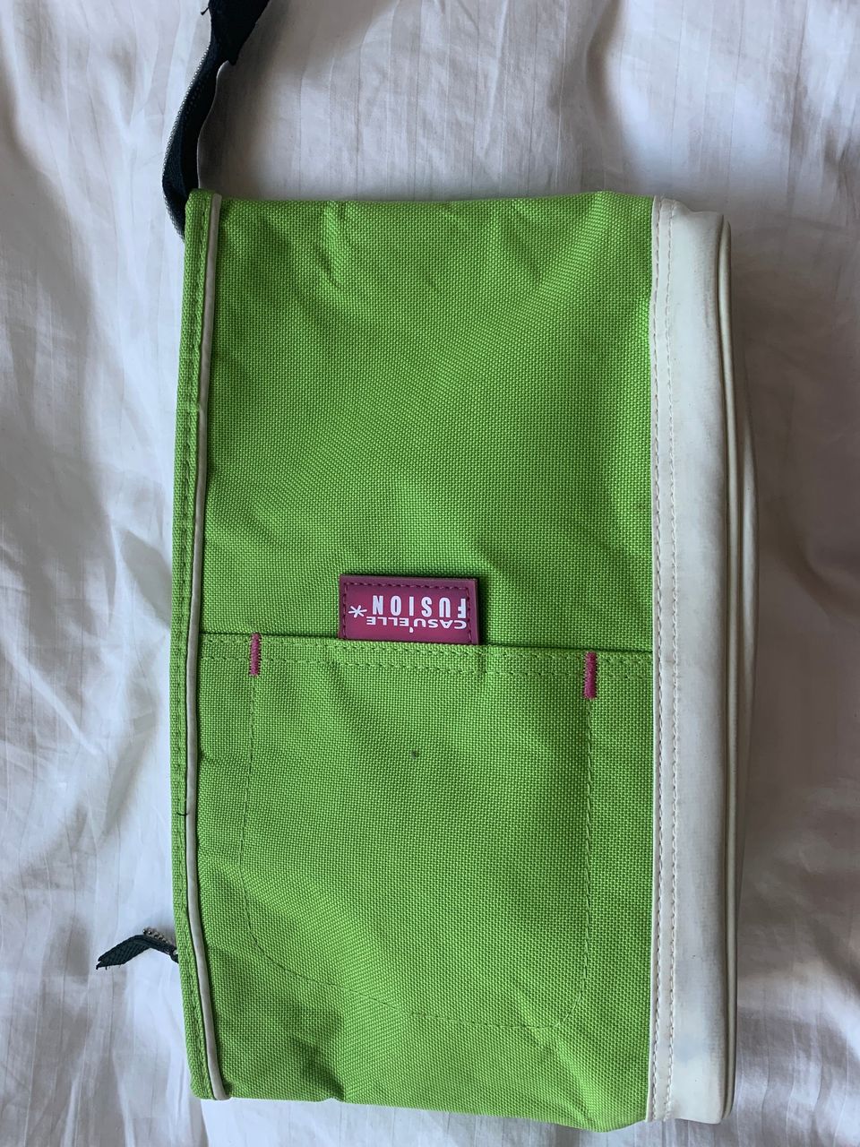 Pirteän vihreä Casuelle Fusion meikkilaukku toilettilaukku
