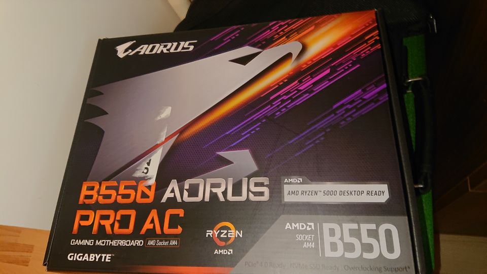 ANTEC kotelo + Gigabyte B550 Aorus Pro AC emolevy + AMD 5 prosessori