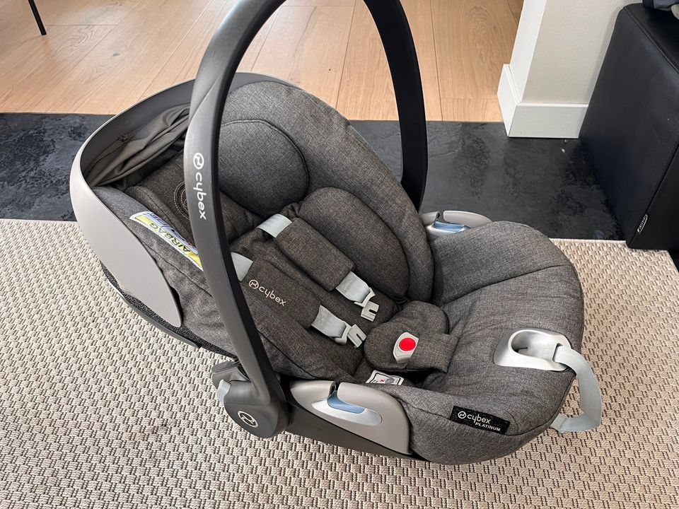 Cybex Cloud Z kaukalo ja isofix-telakka