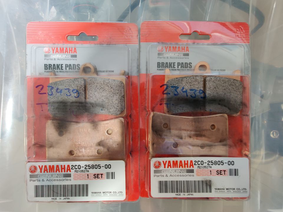 Yamaha XT 1200 front brake pad set