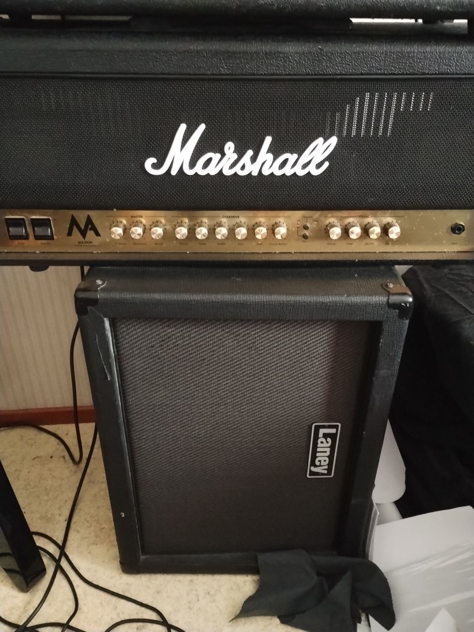 Marshall MA100H putkinuppi