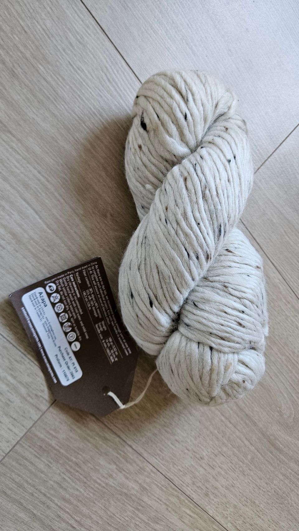 Araucania Azapa luonnonvalkoinen (PT818) 100 g