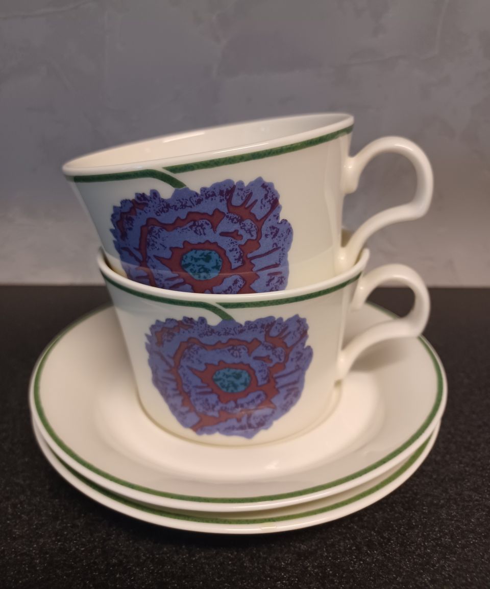Arabia Illusia teekupit (Illusia Tea Cups & Scrs)