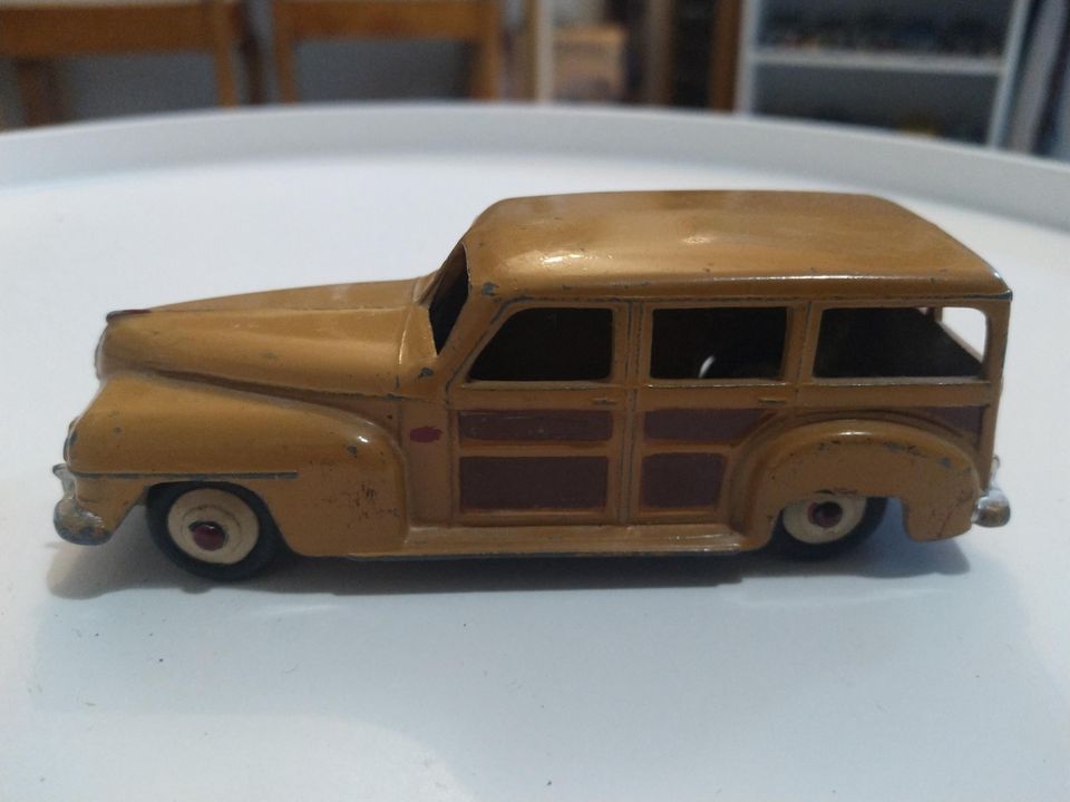 Dinky toys woody wagon