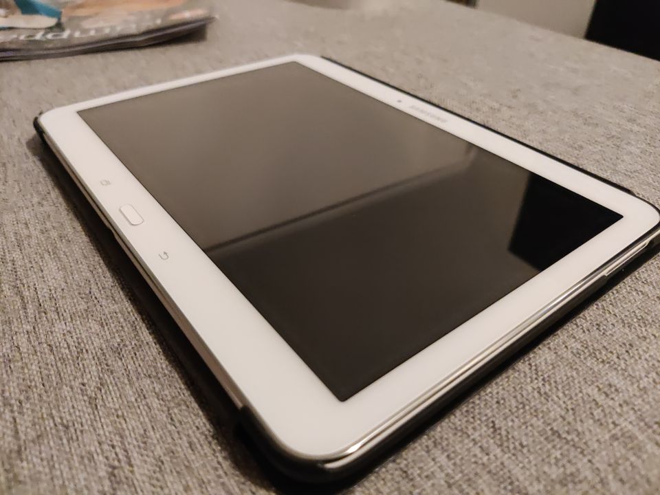 Samsung Galaxy Tab 4 10.1