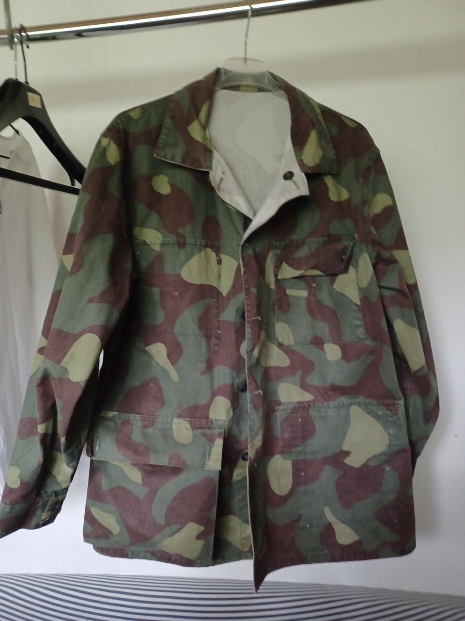 Puolustusvoimien vanha takki 1989
