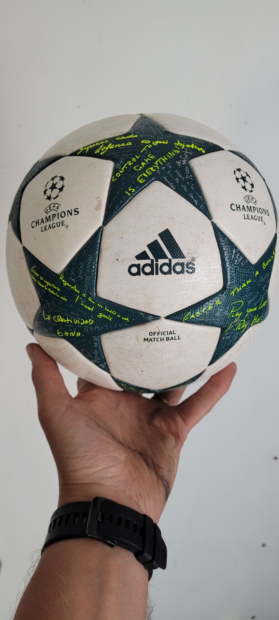 Adidas finale 16/17 offcial match ball