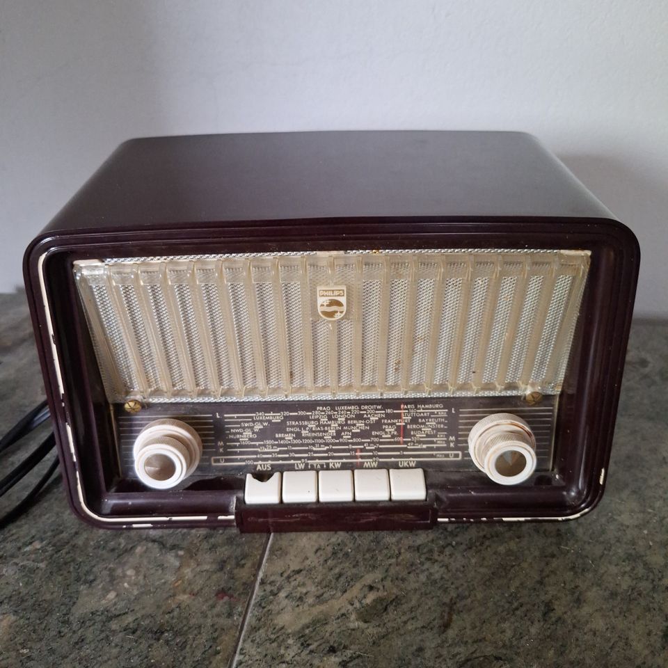 Radio Philips BD 244 U