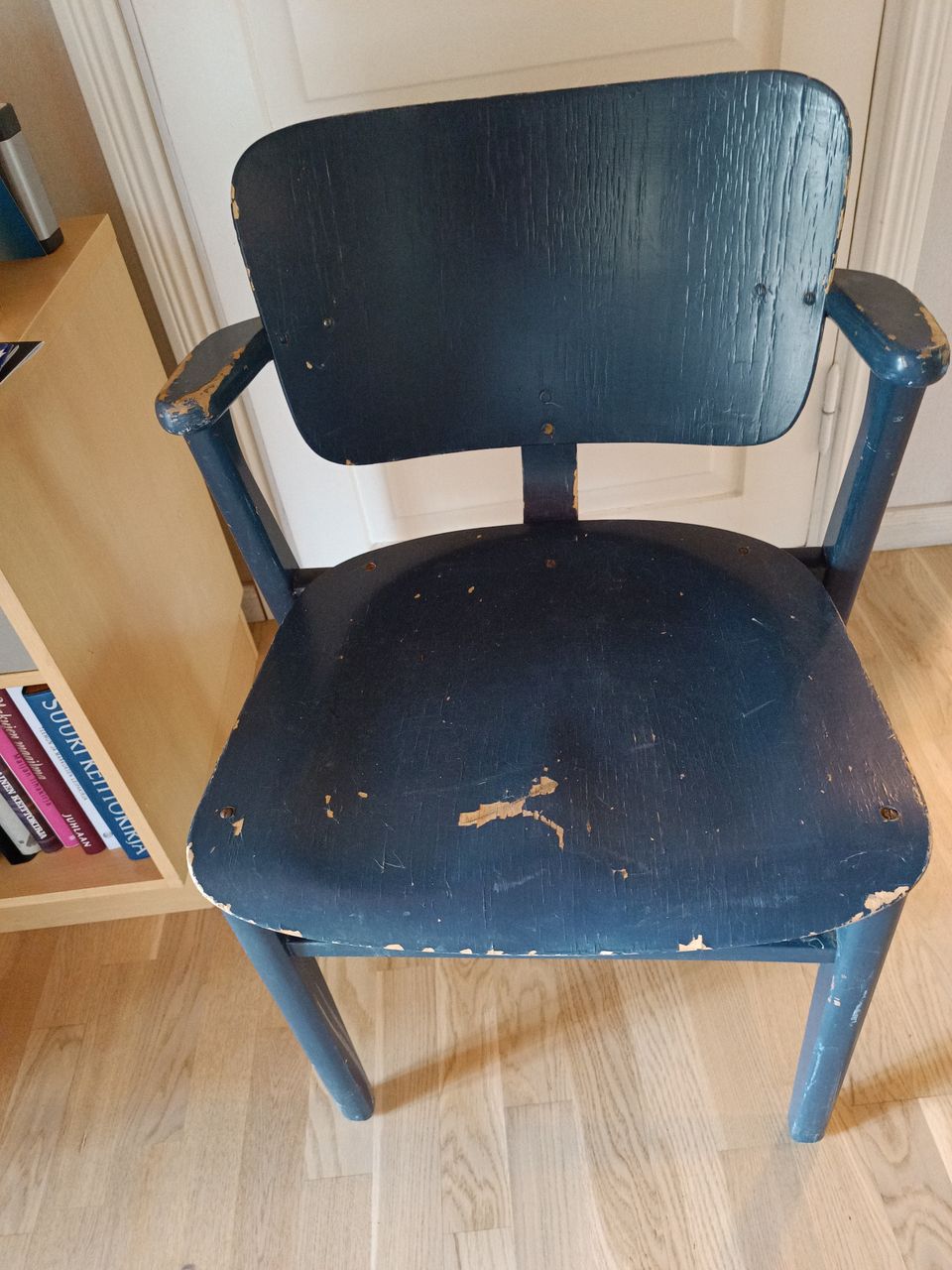 Vanha Domus tuoli