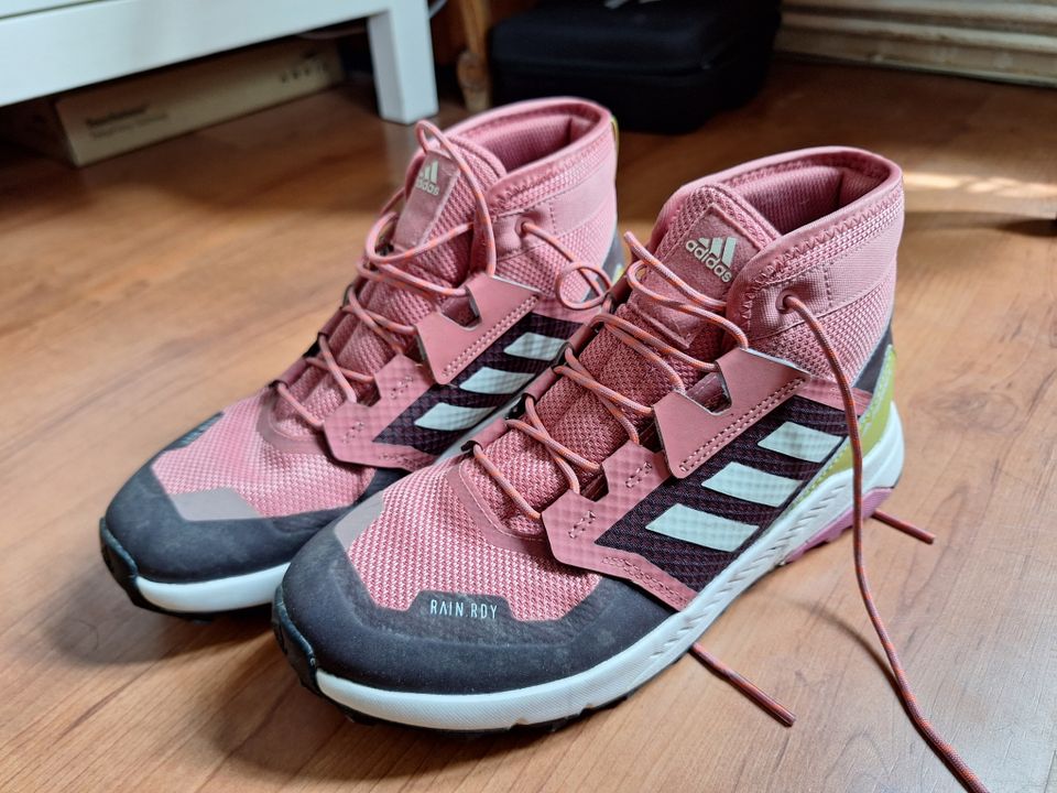 Adidas Terrex kengät 40