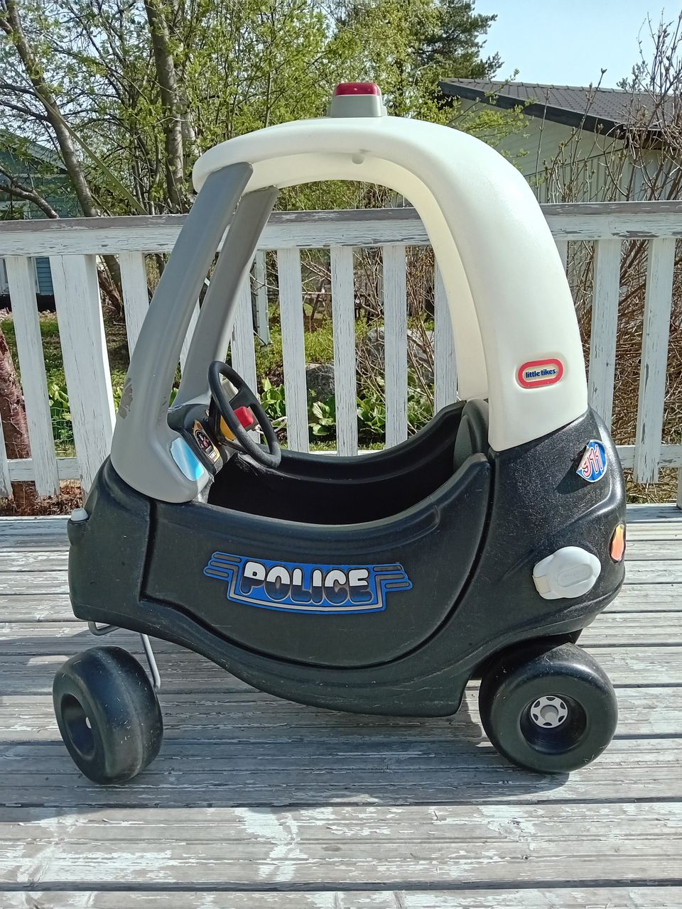 Little Tikes poliisi lasten potkuauto/kävelyauto