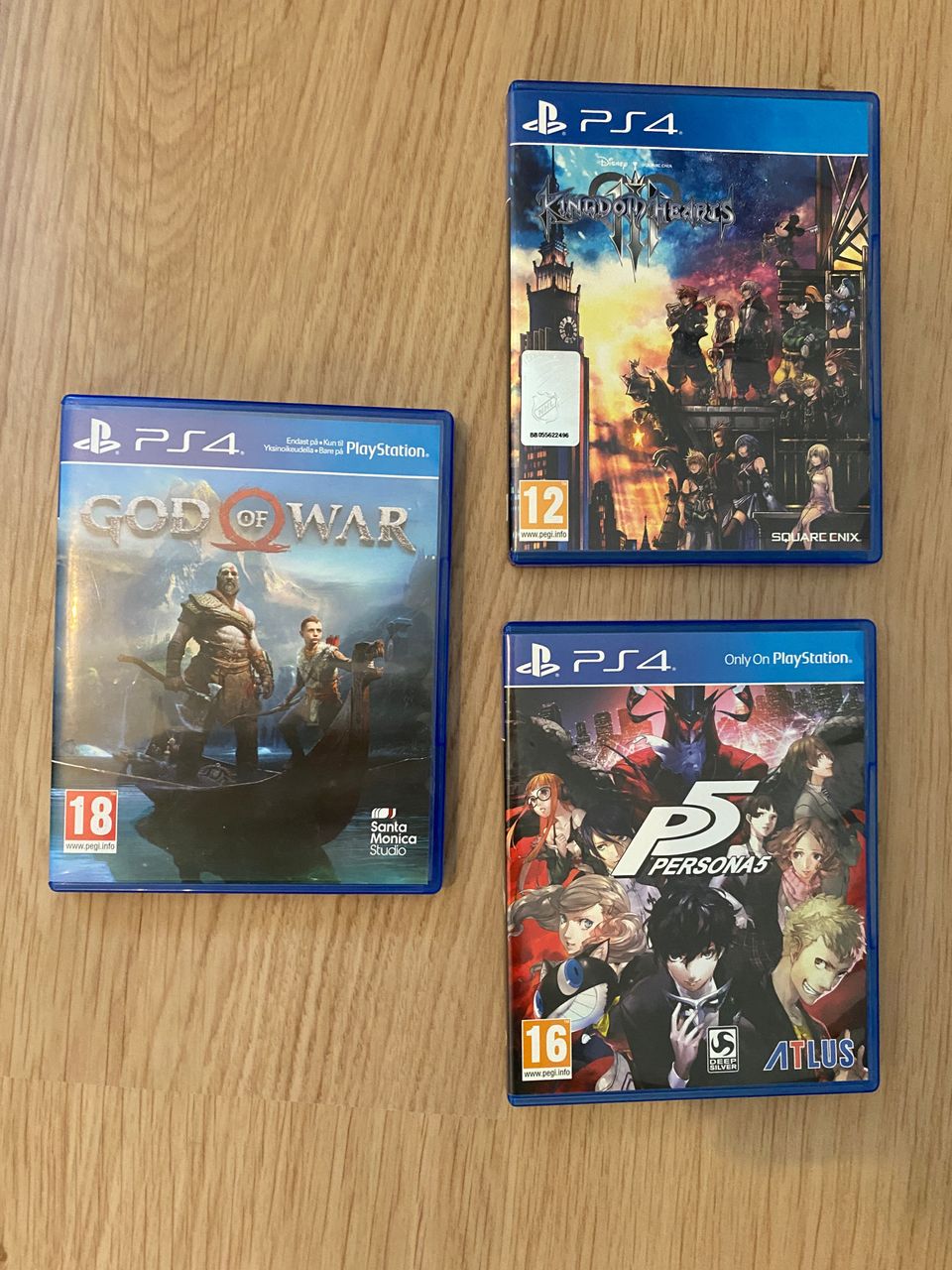 Persona 5, God of war & Kingdom Hearts 3 (10€ kpl, 25€ kaikki)