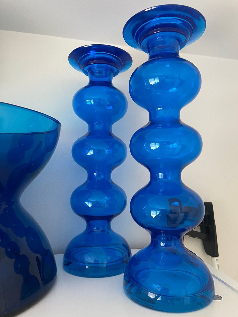 Ikean isot kirkkaan siniset lasi kynttilänjalat