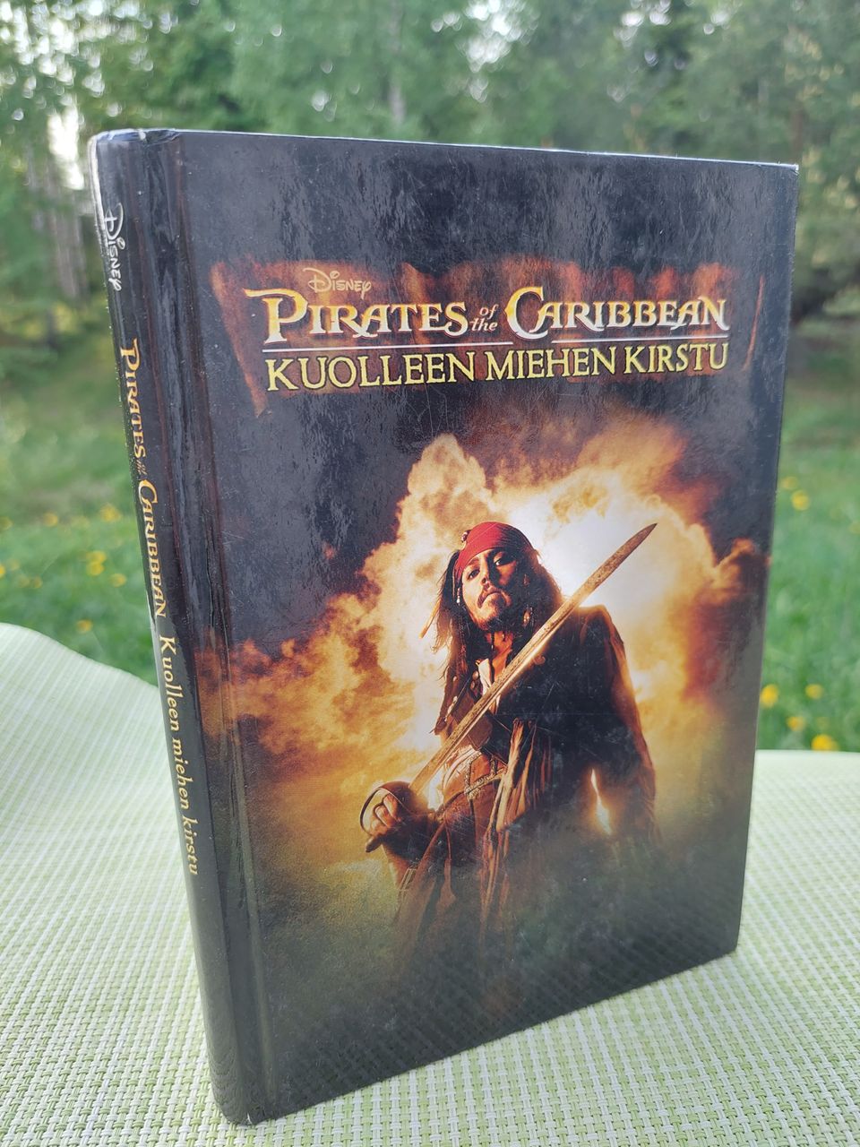 Pirates of the Caribbean - Kuolleen miehen kirstu