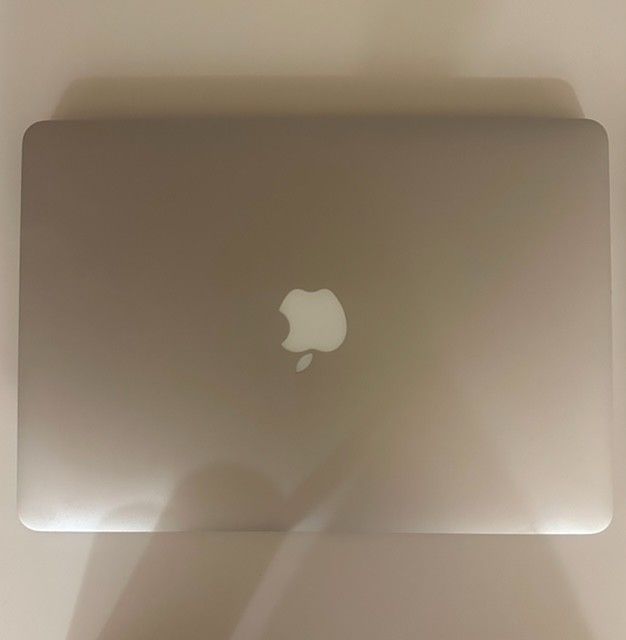 APPLE MacBook Pro 13" M1 – 512 GT – ostettu 06/2021 (hopea) 👩🏼 💻