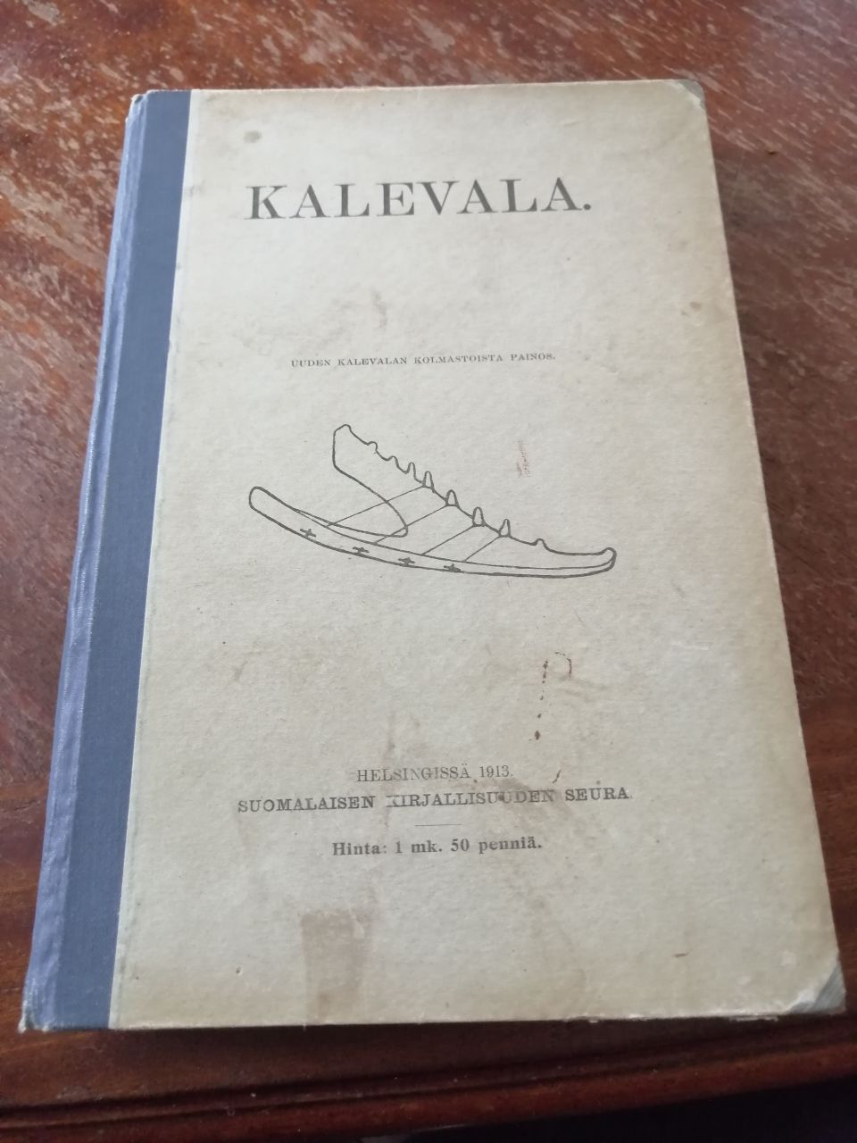 Kalevala kirja.