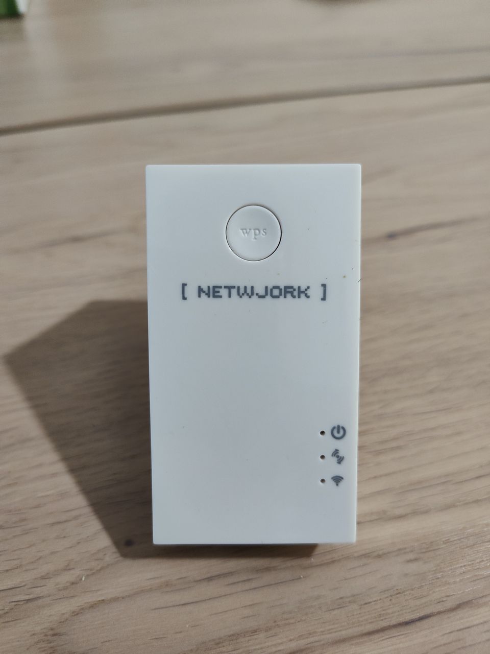 NETWJORK WE300 Wi-Fi extender 300 Mbps