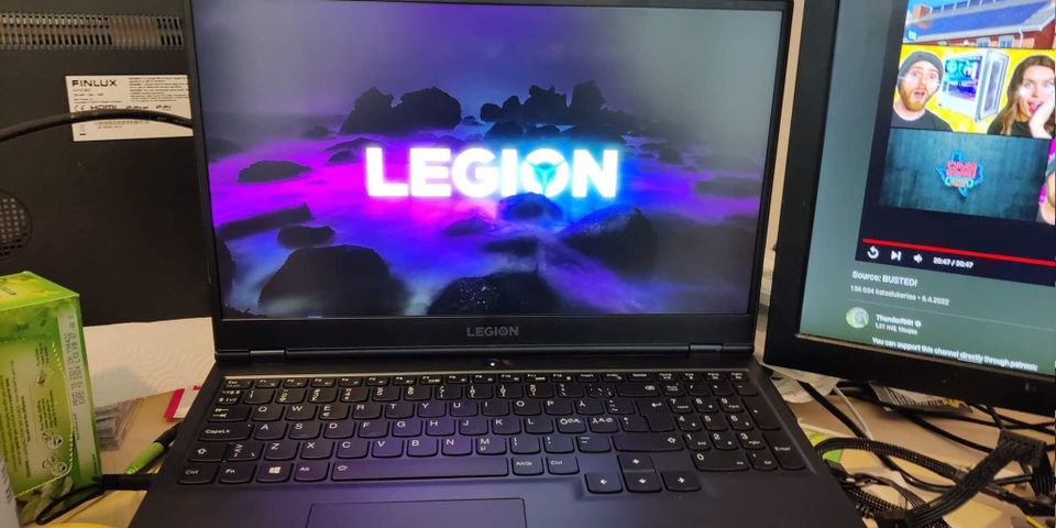 Lenovo legion 5 Peliläppäri 15ACH6H 32GB 3200mhz ram