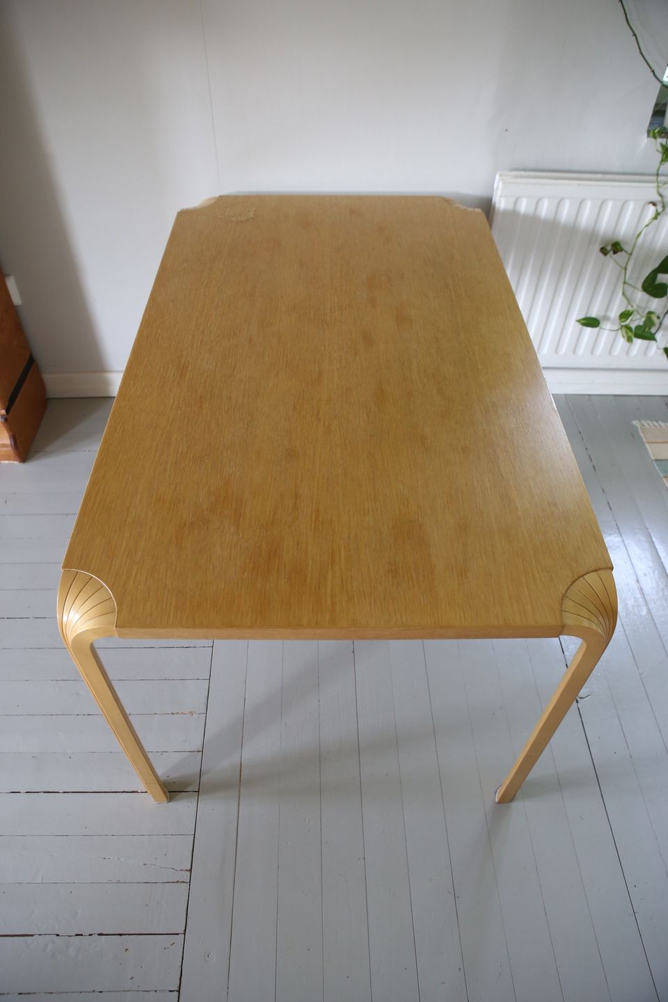 Aalto viuhkajalkaruokapöytä 135 x 80 cm