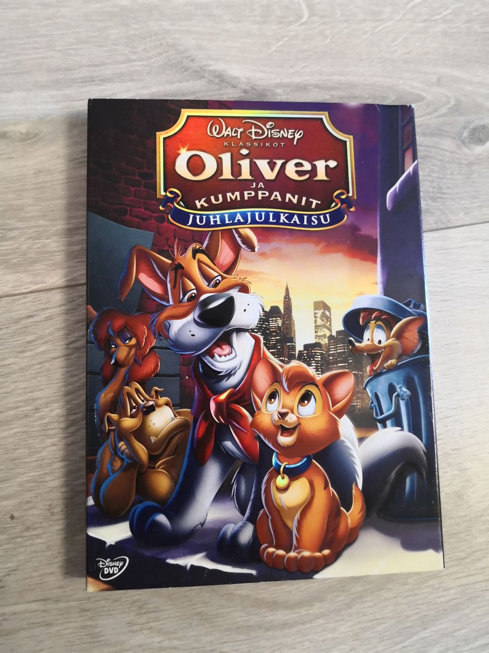 Disneyn Oliver ja kumppanit juhlajulkaisu DVD