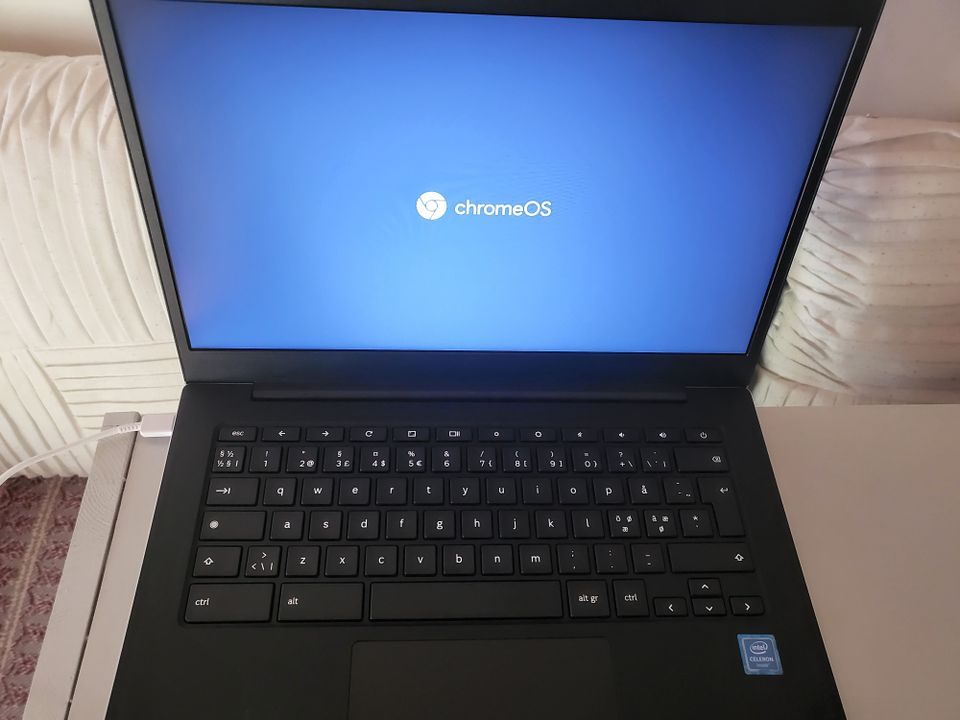 Samsung Chromebook Go