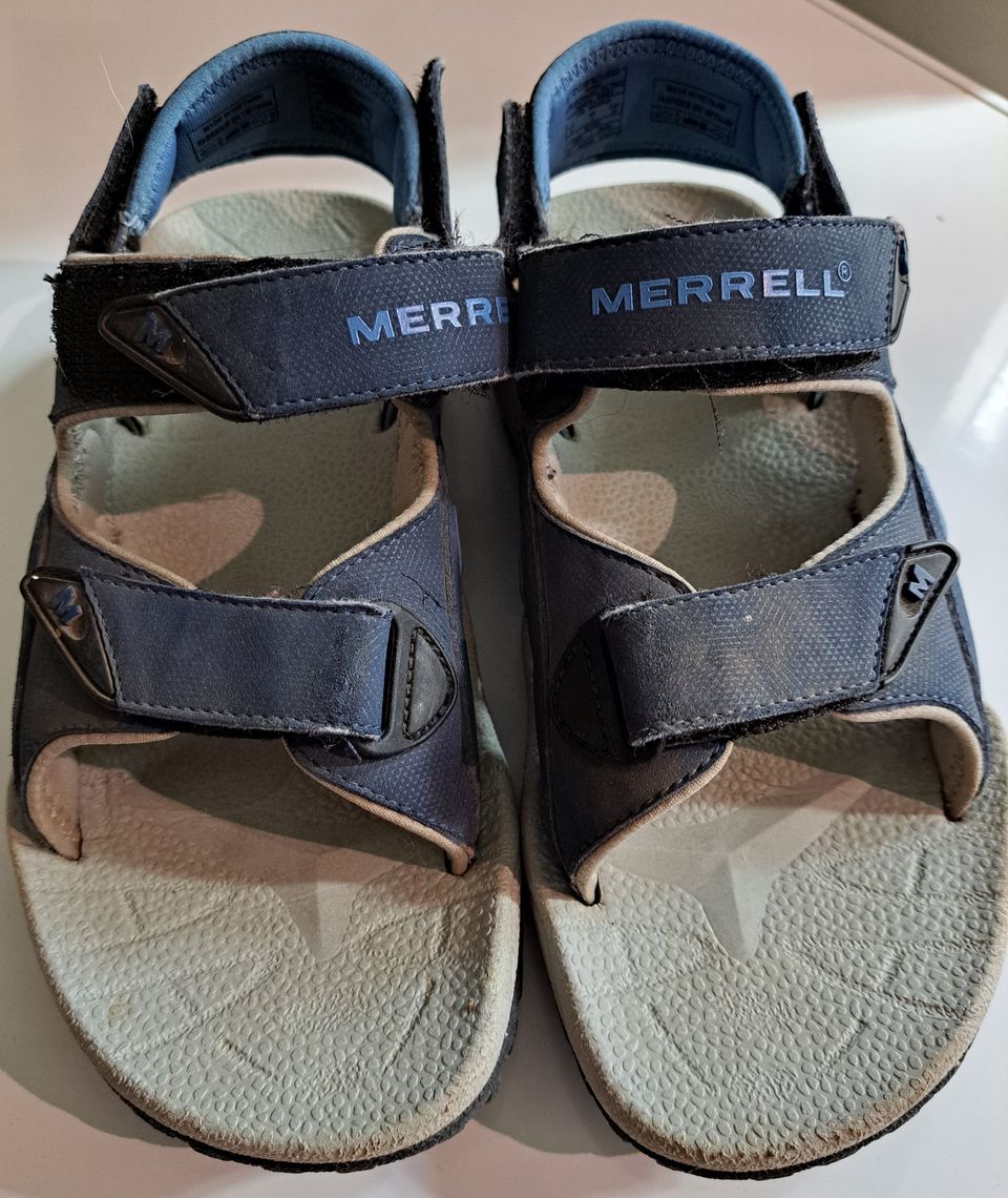 Merrellin sandaalit 37